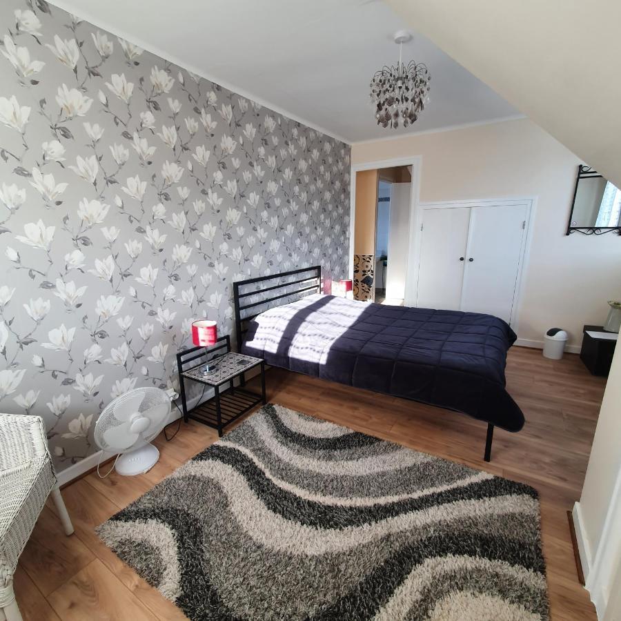 Chambres Dhotes Numero 1 Châteaulin Eksteriør billede